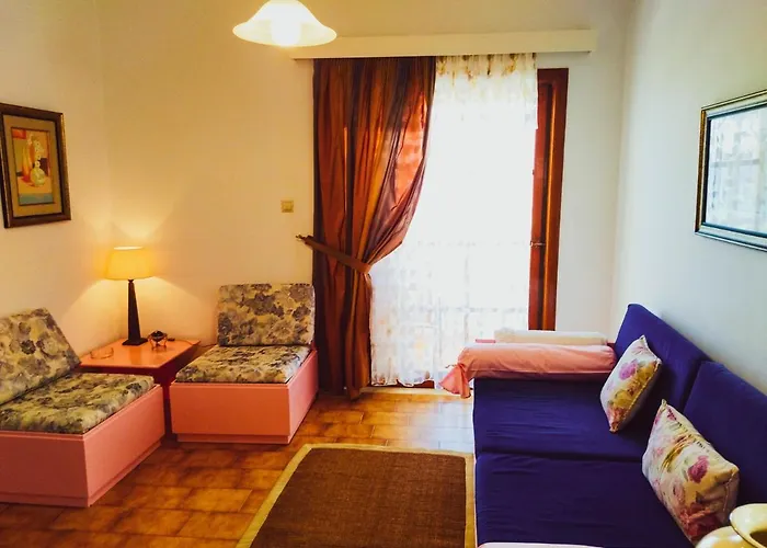 Ostria Apartments Kalives