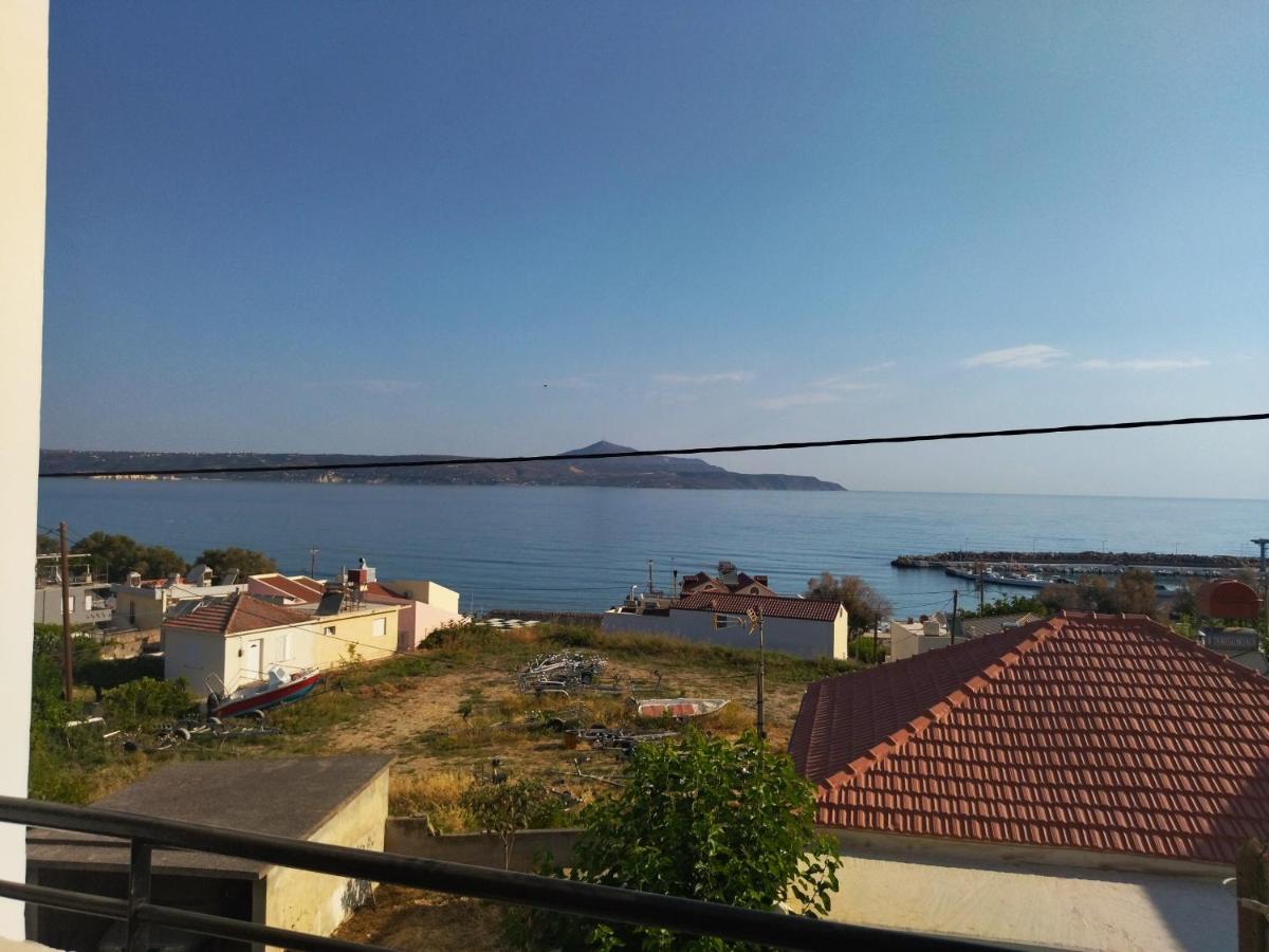 Ostria Kalives Apartment